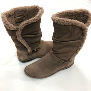 Lands End Suede Fleece lined Boots, 7D